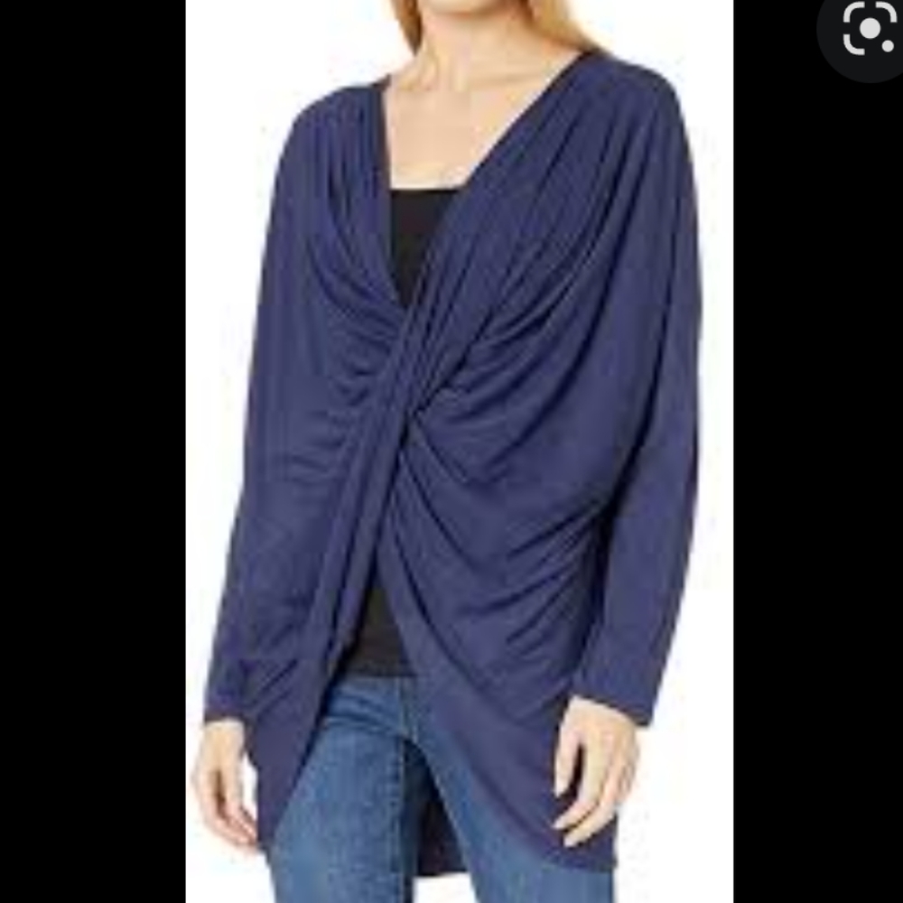 2/$20 NWT Navy Active Wrap Top L XL